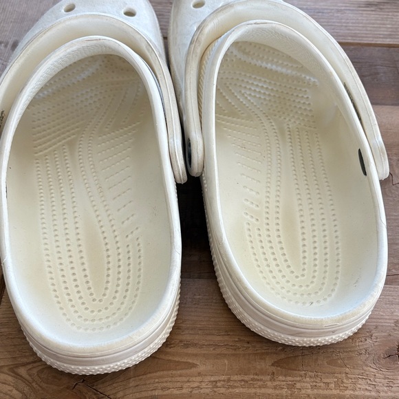 White Crocs Clogs - Picture 5 of 5
